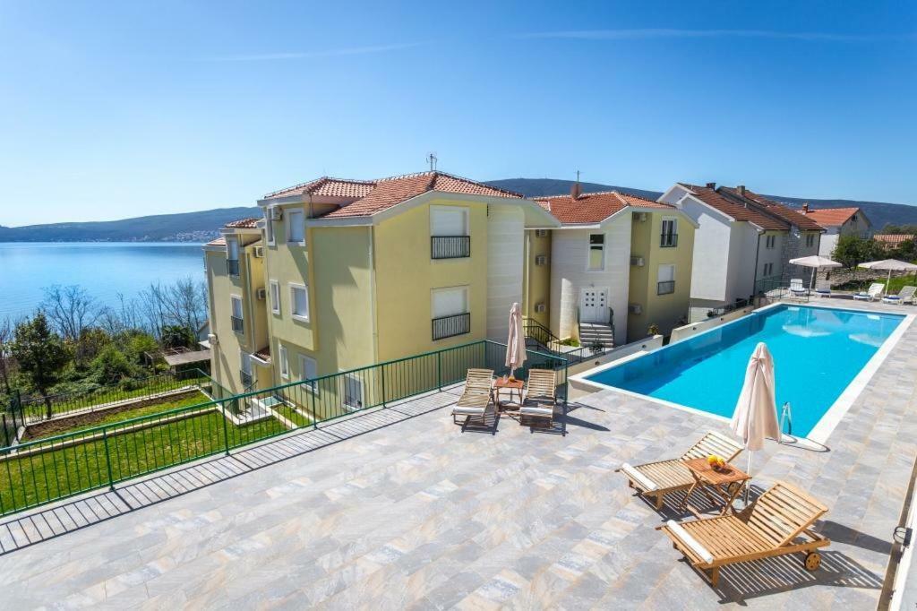 Adriadome Paradise Биела Экстерьер фото